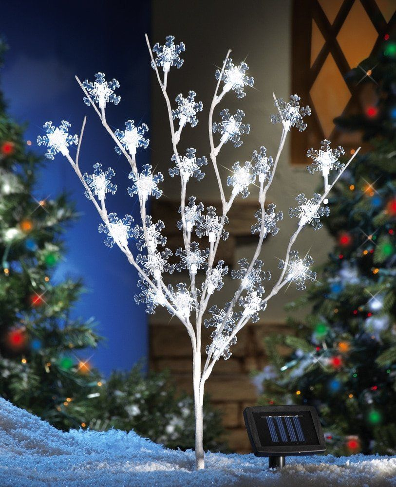 30 Ways To Use Outside Christmas Lights To Deck Your Halls This with sizing 813 X 1001