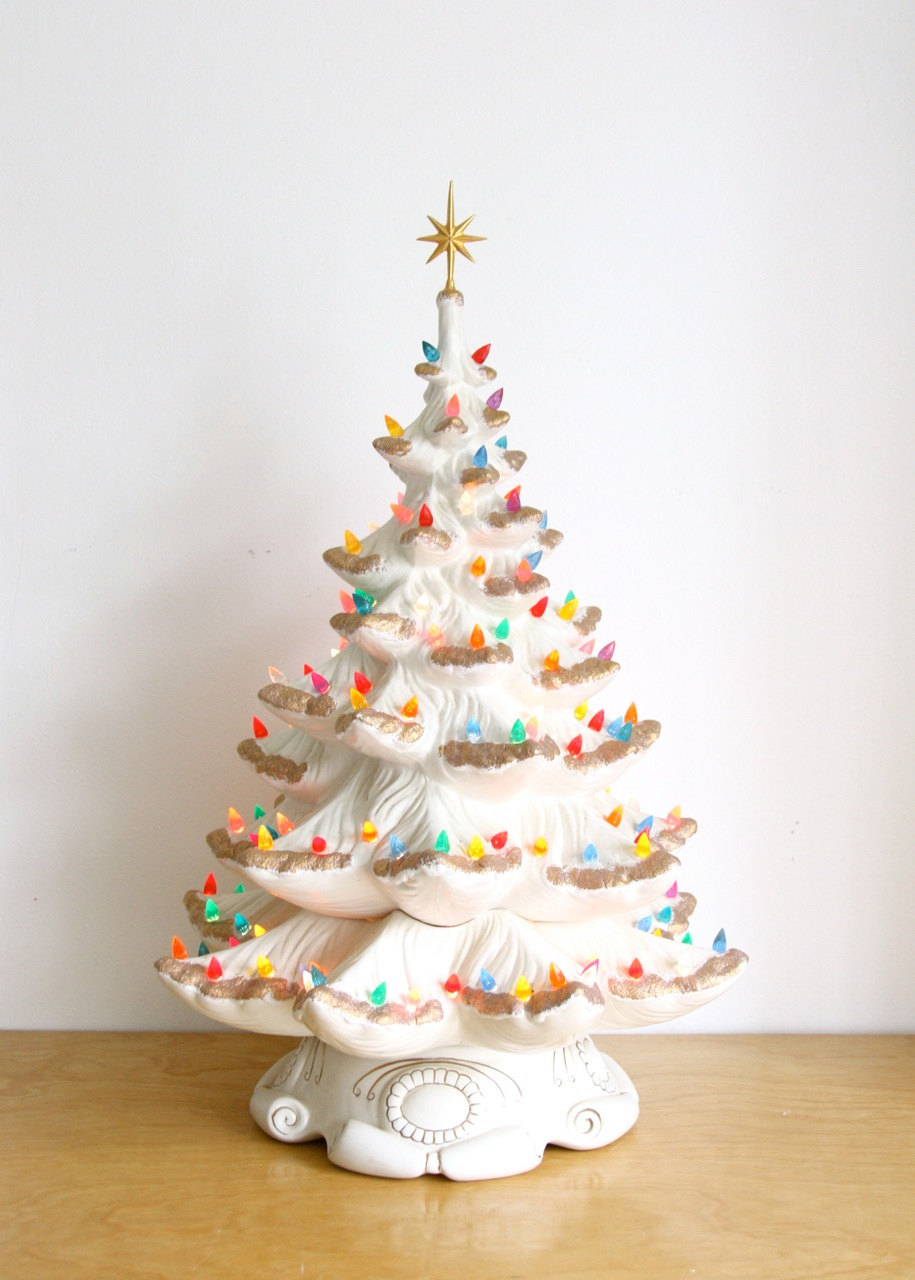 4 Most Beautiful Ceramic Christmas Trees For The Season within size 915 X 1280