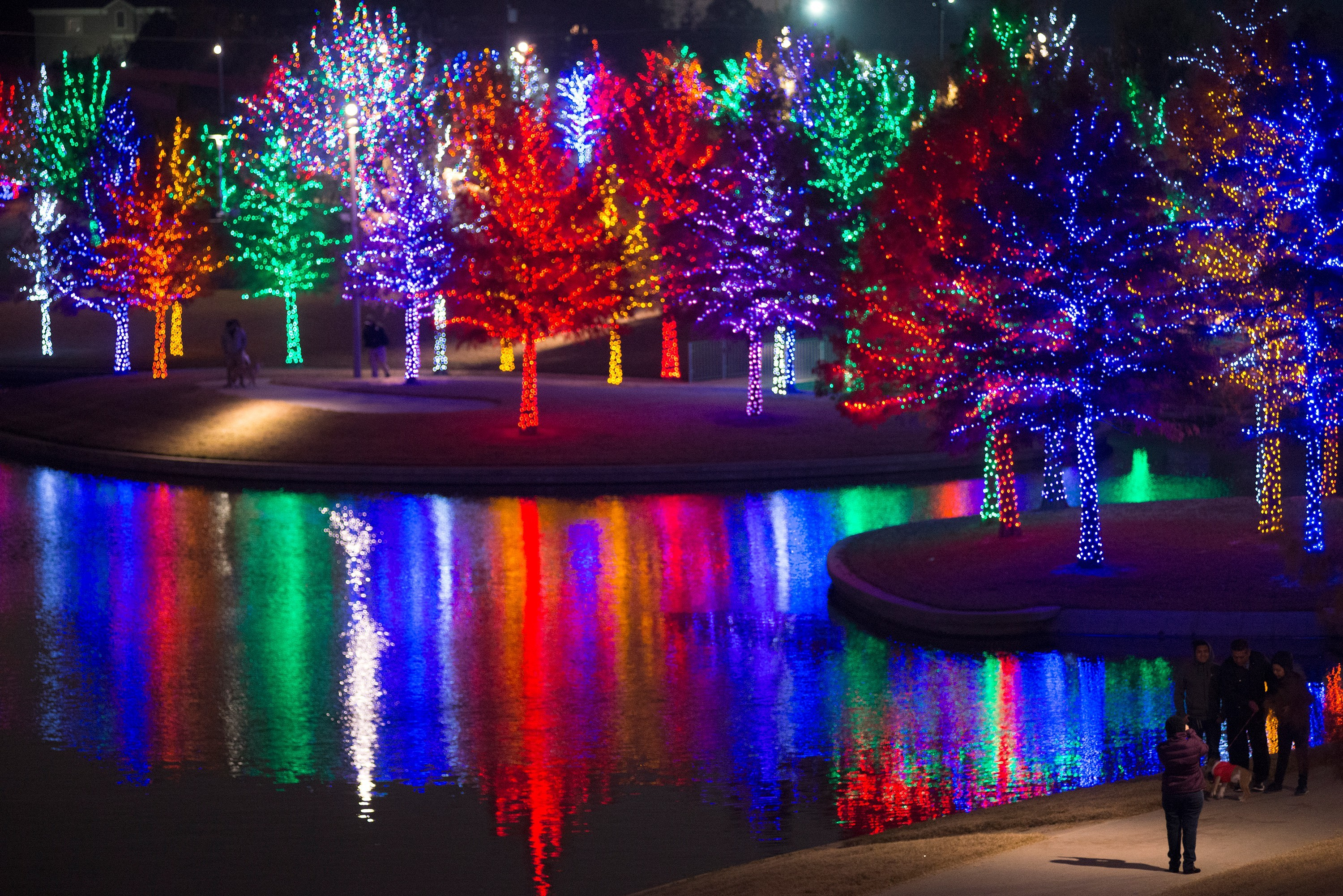 9 Best Places To See Christmas Lights In Dfw Dallas Observer regarding measurements 3000 X 2002