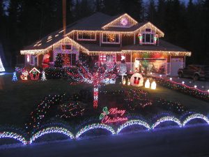 Christmas Light Displays That Shine Redfin Beautiful Christmas for measurements 2272 X 1704