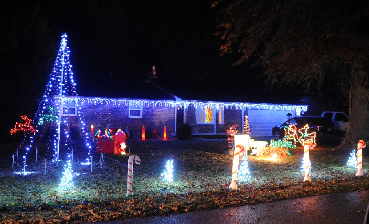 Christmas Lights On Greenbrier And Music Too with regard to dimensions 1200 X 730