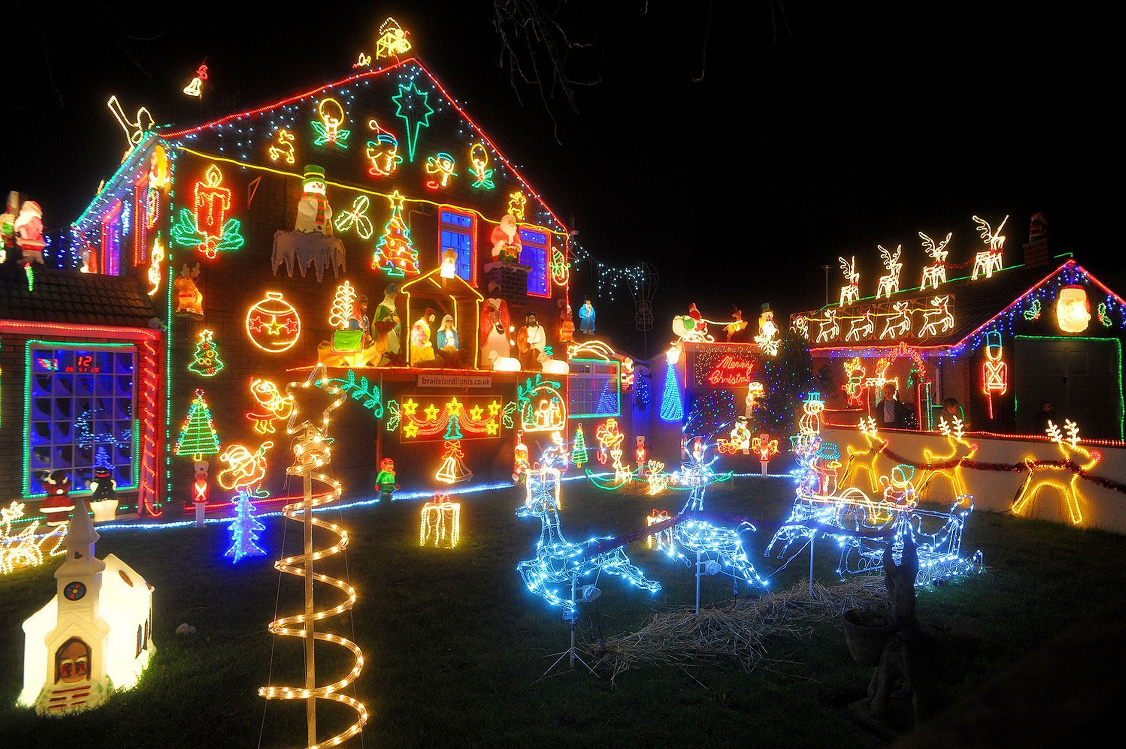 December Home Christmas Lights Decoratemybar with regard to size 2197 X 1463