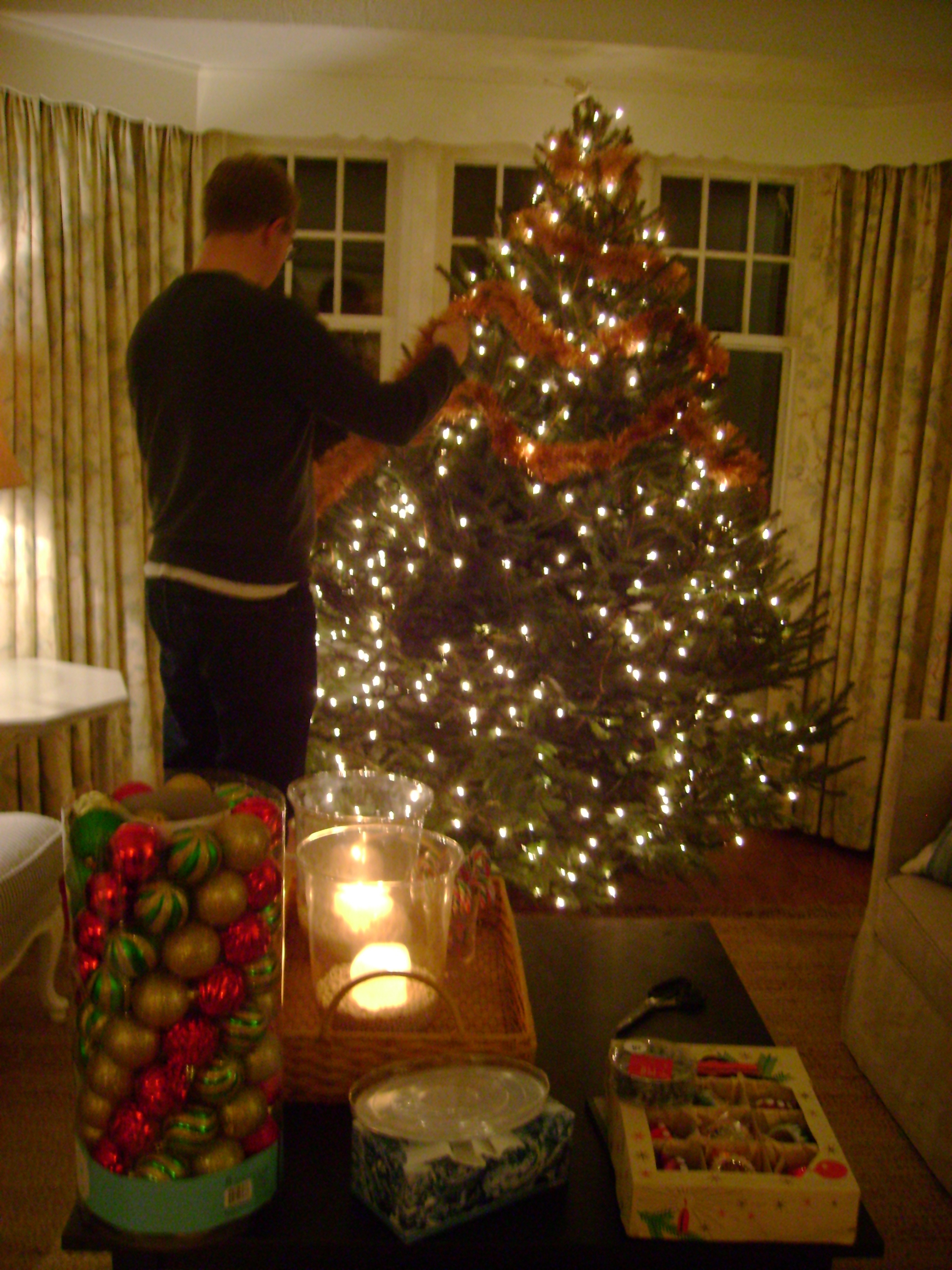 Decorating Christmas Trees Michael Penney Style throughout measurements 2112 X 2816