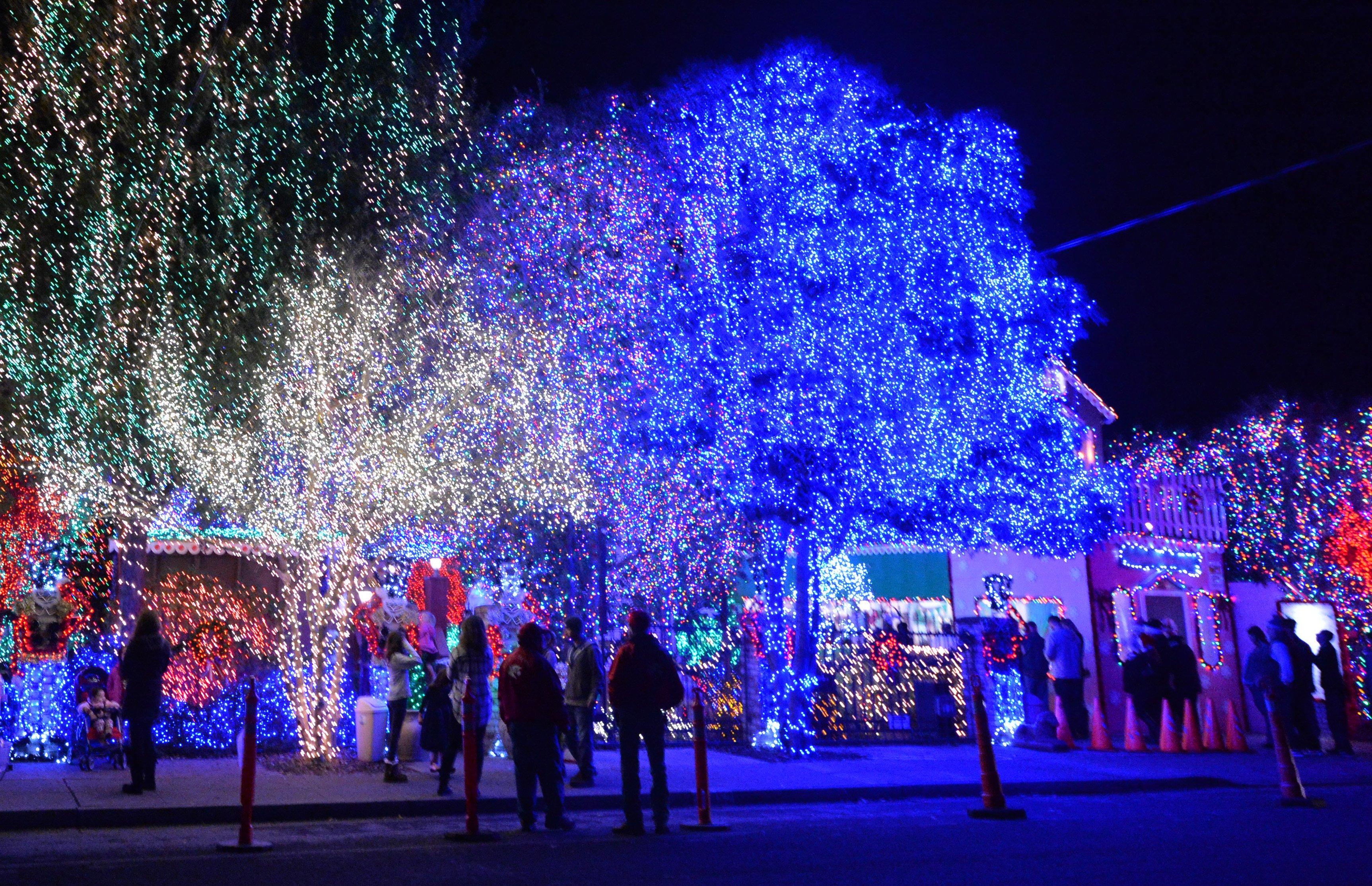 Holiday Lights 15 Spectacular Bay Area Displays with regard to dimensions 3450 X 2228