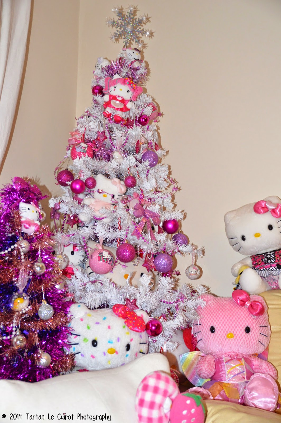 List Of Synonyms And Antonyms Of The Word Hello Kitty Christmas Lights pertaining to size 1064 X 1600