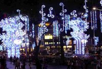 Orchard Road Christmas Light Up 2011 Christmas Blooms In Singapore in proportions 1280 X 720