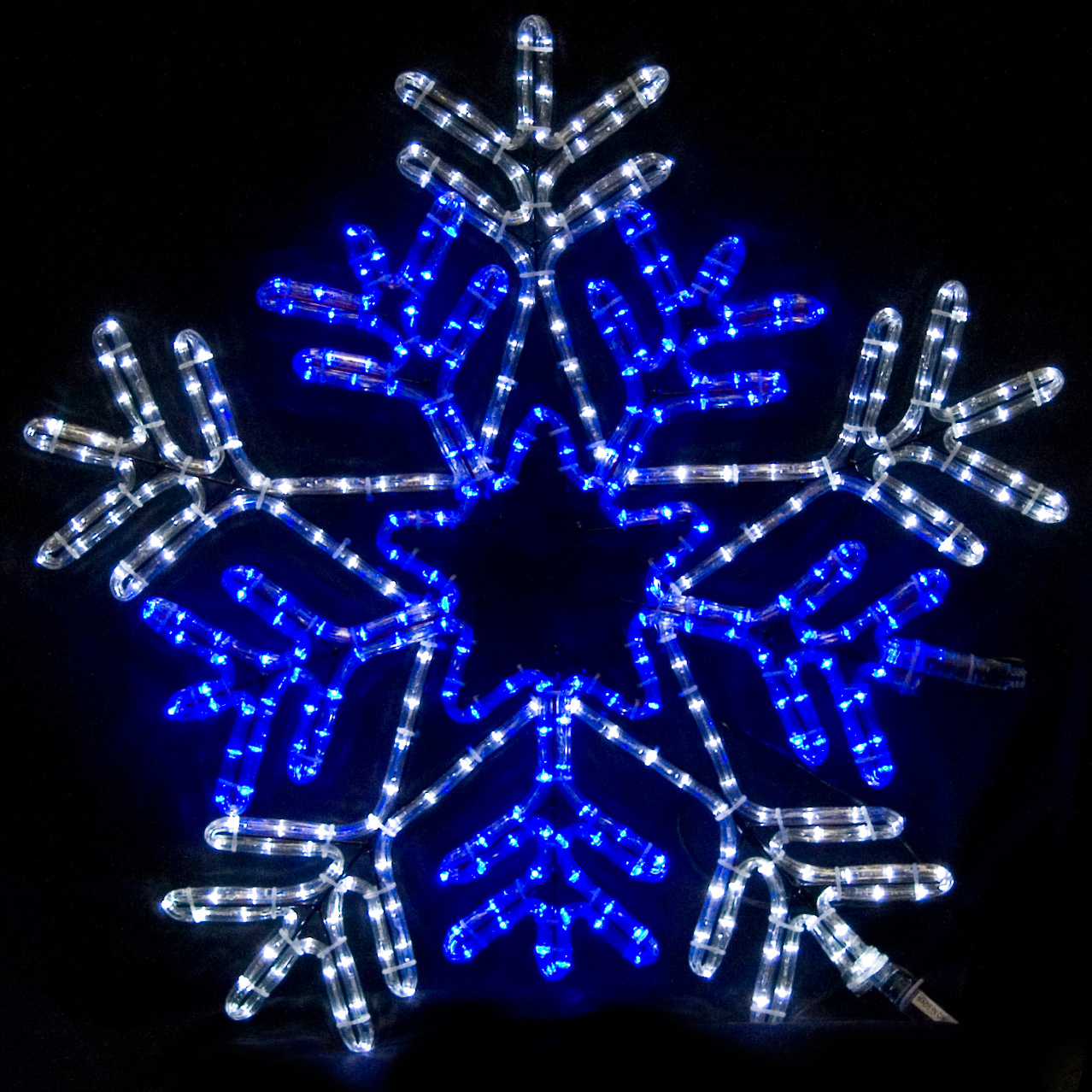 Snowflakes Stars 26 Snowflake With Blue Center with regard to dimensions 1278 X 1278