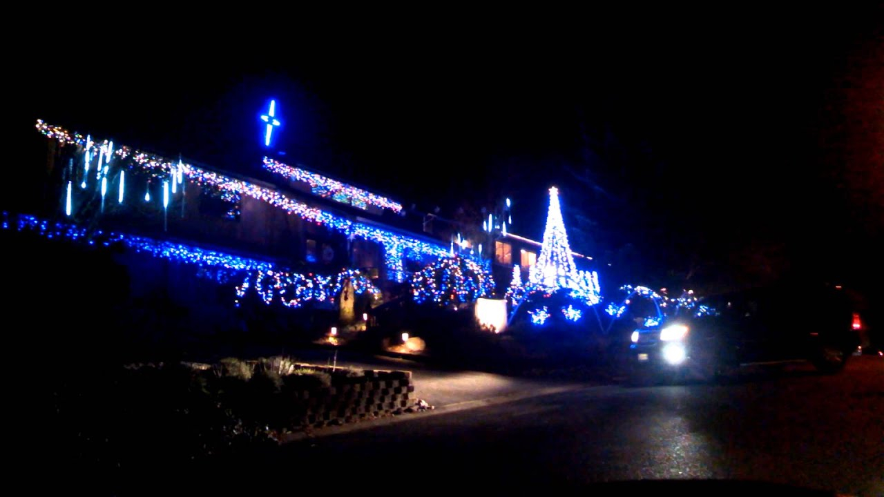Synchronized Christmas Lights Into Music On A House At Fairway regarding proportions 1920 X 1080