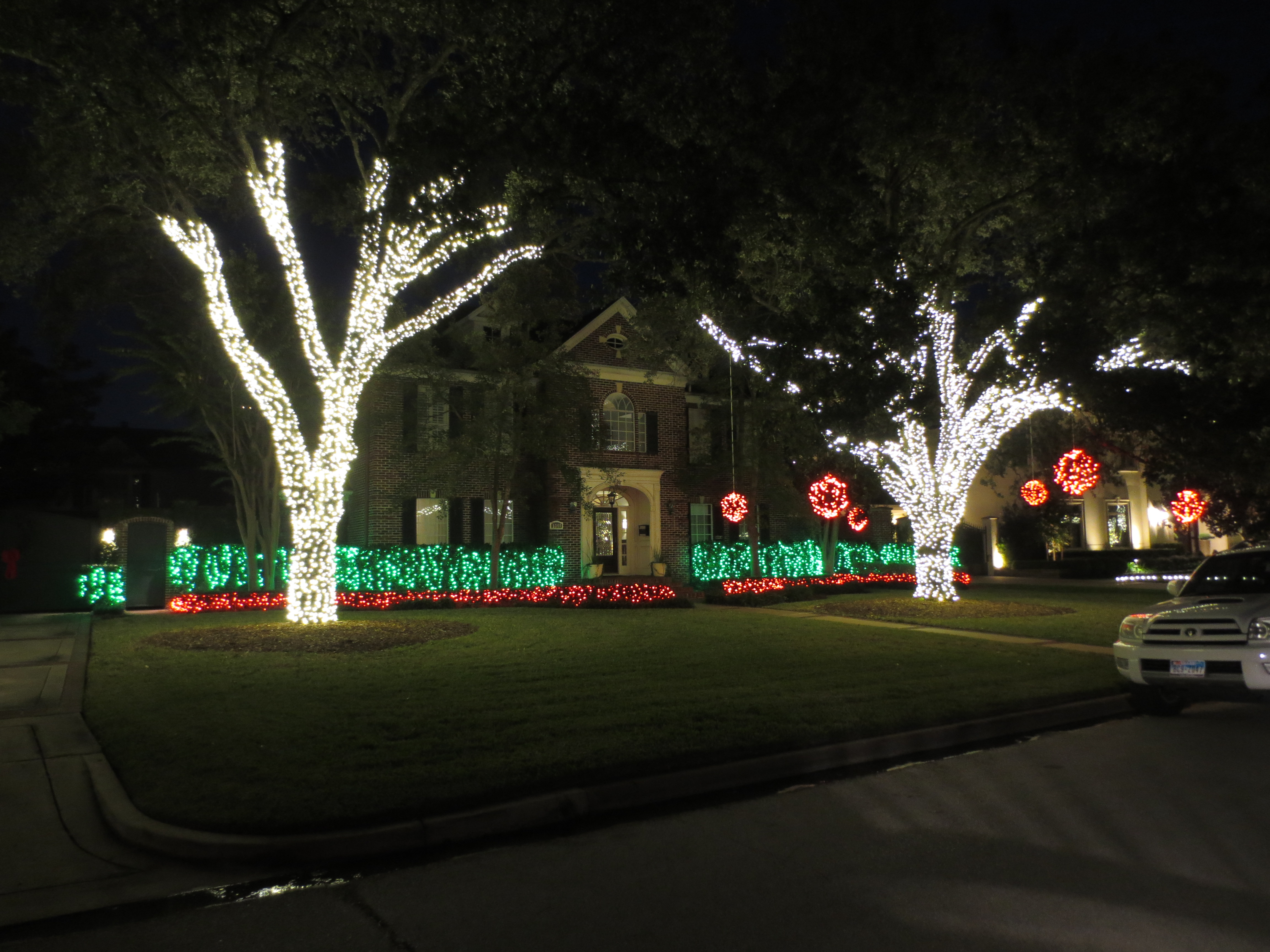 Tanglewood Xmas Lights 2015 Paul Michaels with measurements 4608 X 3456