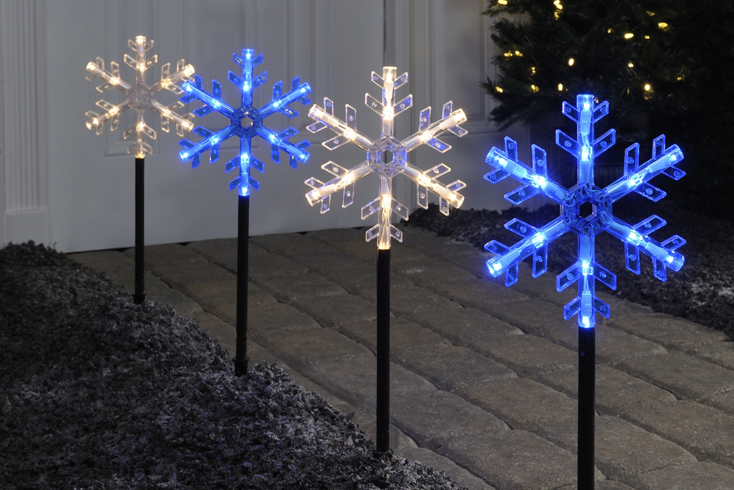 Wellsuited Solar Outdoor Christmas Decorations Winning Lights pertaining to measurements 2529 X 1689