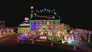 Winning Hoag Family Light Show The Great Christmas Light Fight regarding proportions 1460 X 817